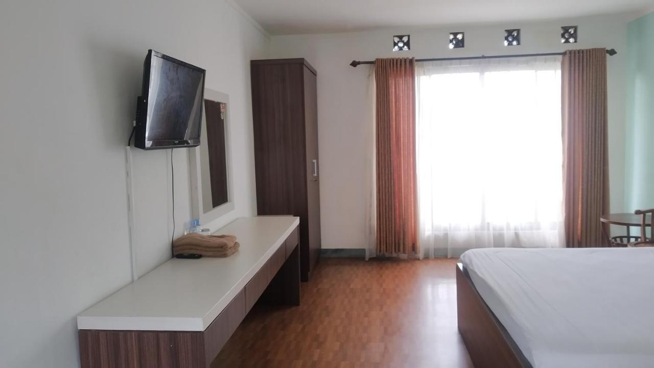 Puncak Village Hotel & Kampung Main Anak Gadok Экстерьер фото